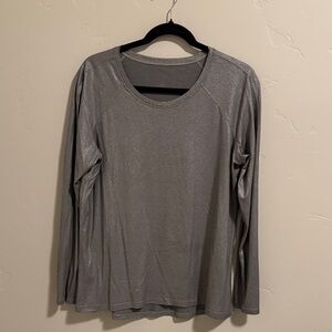 Lululemon silver metallic print top